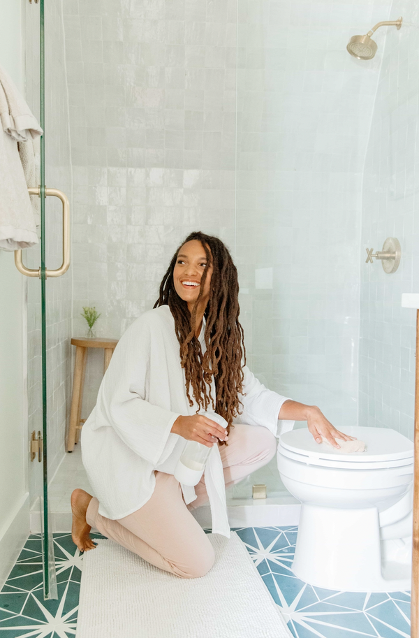 Clean your bathroom naturally with Branch Basics